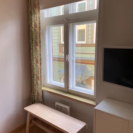 The Yellow House Studio, Free Parking Apartman Pärnu
