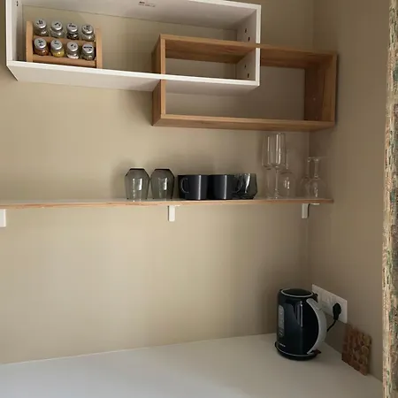 The Yellow House Studio, Free Parking Apartman *